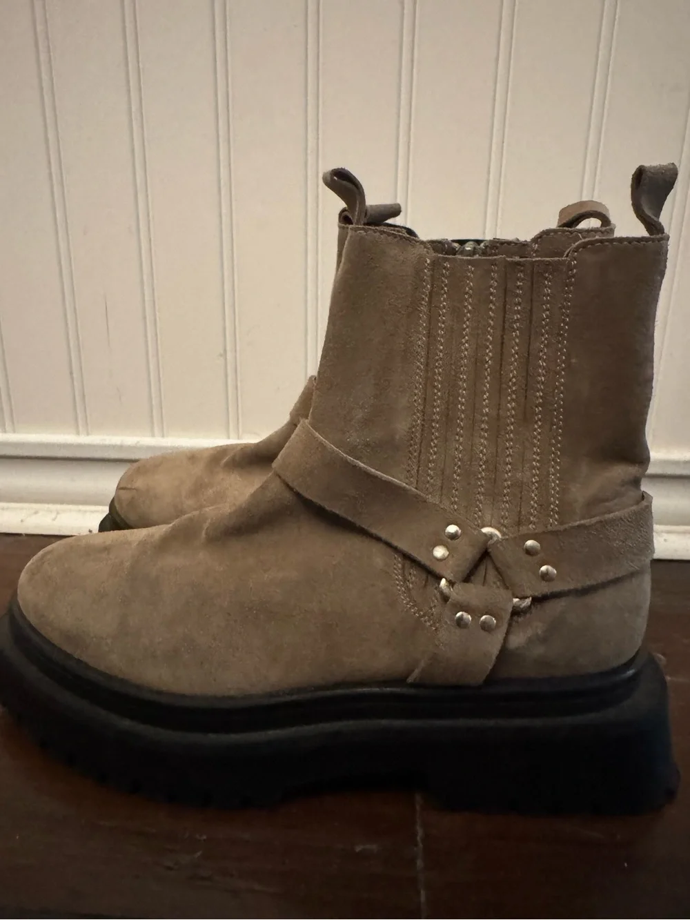 Pilcro Anthropologie Taupe Moto Suede Ankle Boots Chunky Lug Sole Size 37